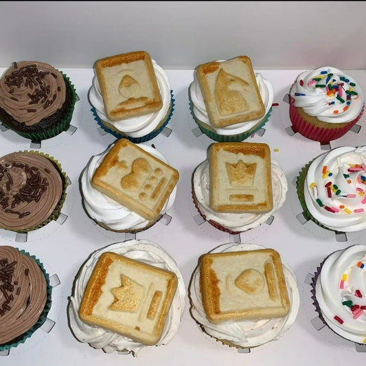 Assorted Cupcakes "The Chosen Box"