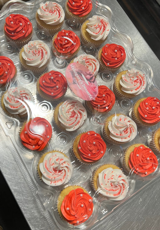 Cupcakes half dozen (6)