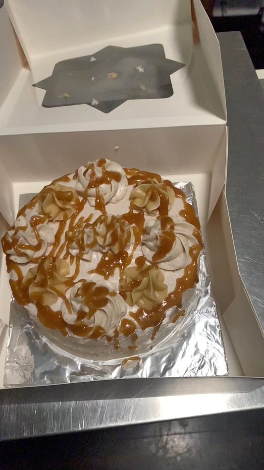 Salted Carmel Cake