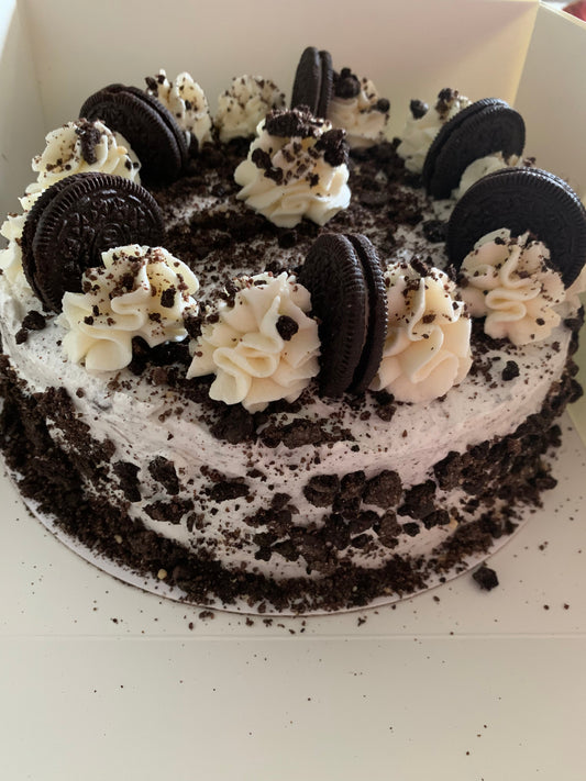 Cookies & Cream Cake